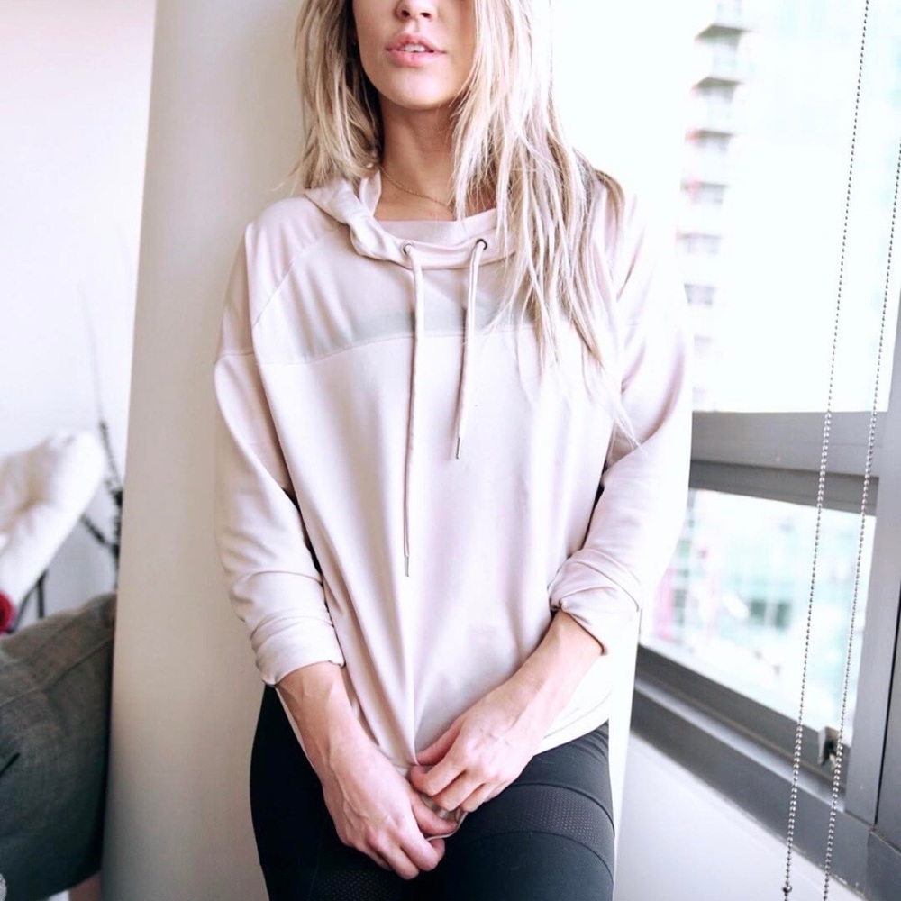 Gymshark x nikki blackketter surface nude hoodie